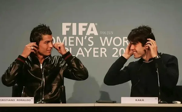 亚博体育在线-包含C罗重返赛场，险胜首场状态出色，中国队观众沸腾！热度持续攀升的词条-亚博体育在线